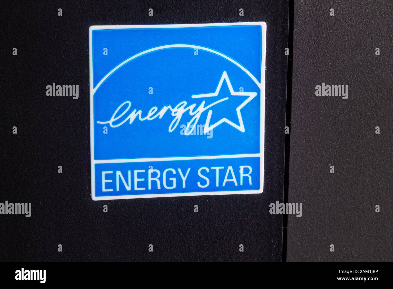 Calgary Alberta, Canada. 10 Janvier 2020. Un Timbre Energy Star sur un électronique est attribué à des produits certifiés éconergétiques, à des maisons, à la construction commerciale Banque D'Images