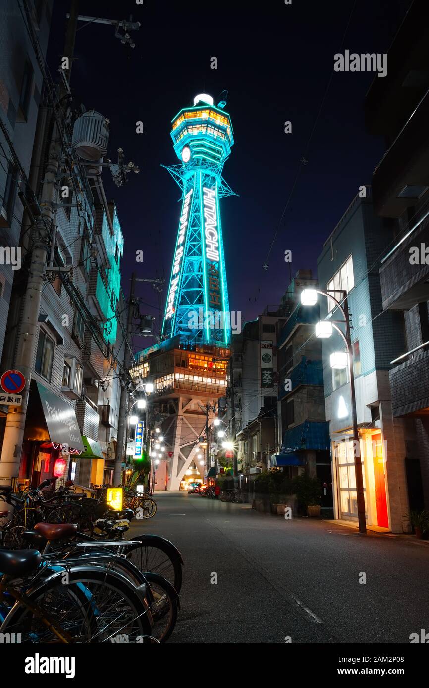 osaka-japon-15-d-cembre-2019-la-c-l-bre-tour-tsutenkaku-d-osaka-c
