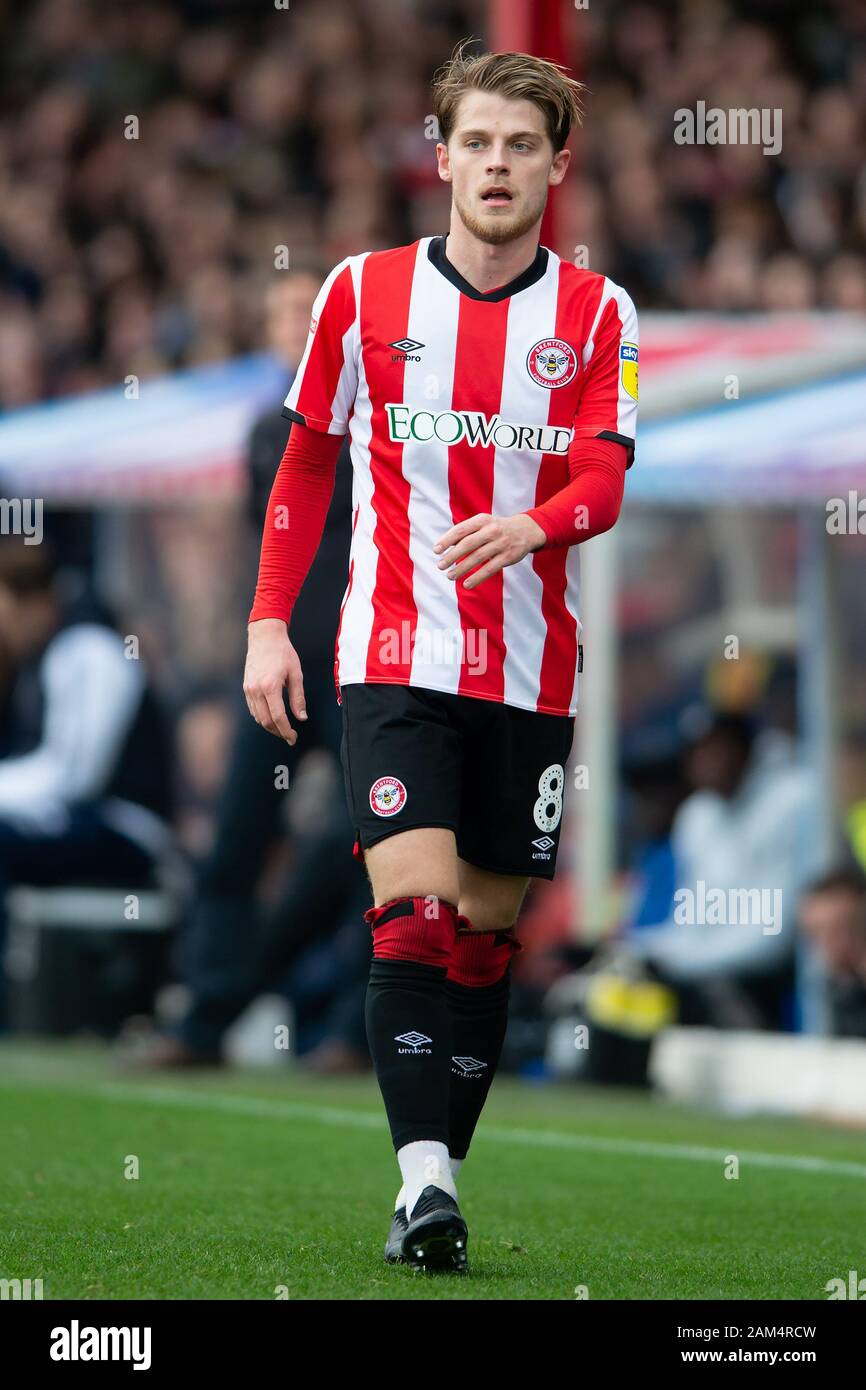 Londres, Royaume-Uni. 11Th Jan, 2020. Mathias Jensen de Brentford au cours de l'EFL Sky Bet match de championnat entre Brentford et Queens Park Rangers à Griffin Park, Londres, Angleterre le 11 janvier 2020. Photo par Salvio Calabrese. Usage éditorial uniquement, licence requise pour un usage commercial. Aucune utilisation de pari, de jeux ou d'un seul club/ligue/dvd publications. Credit : UK Sports Photos Ltd/Alamy Live News Banque D'Images