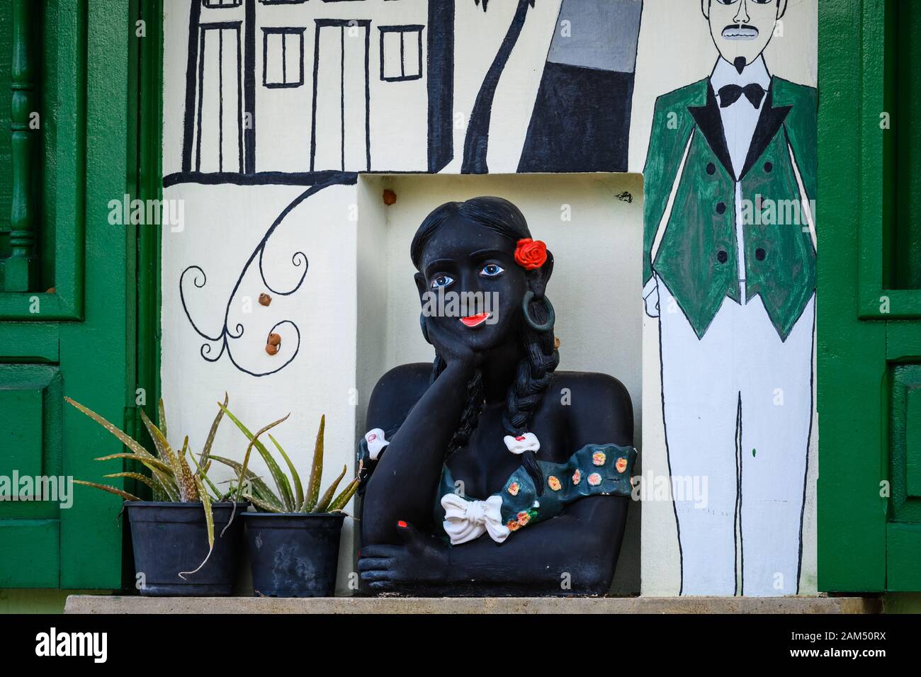 Statue d'une femme à peau noire exposée. Redonda, Ceara, Brésil Banque D'Images