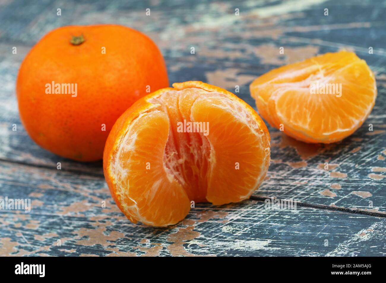 Meilleure source de vitamine C : mandarine pelée Banque D'Images