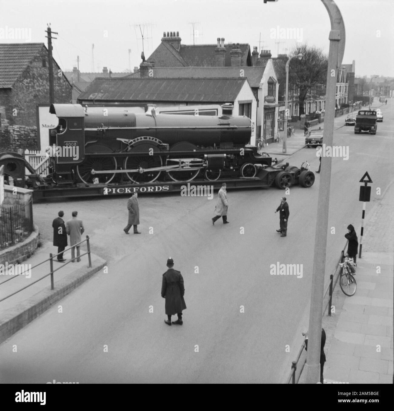 4003 - Lode Star, transportés par Pickfords heavy haulage au Swindon Depot vers 1962 Banque D'Images