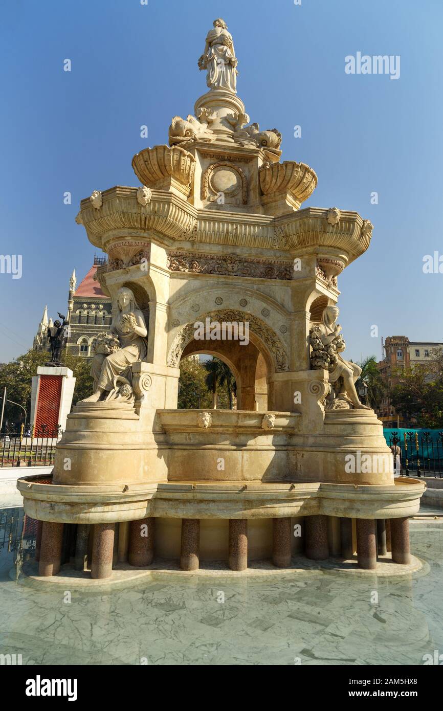 Fontaine de flore à Humatma Chowk à Mumbai. Inde Banque D'Images