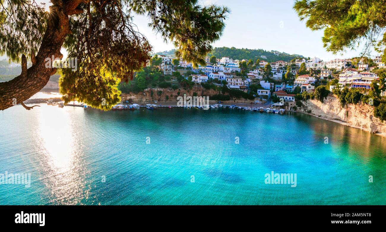 Belle plage de l'île d'Alonissos, Sporades, Grèce. Banque D'Images