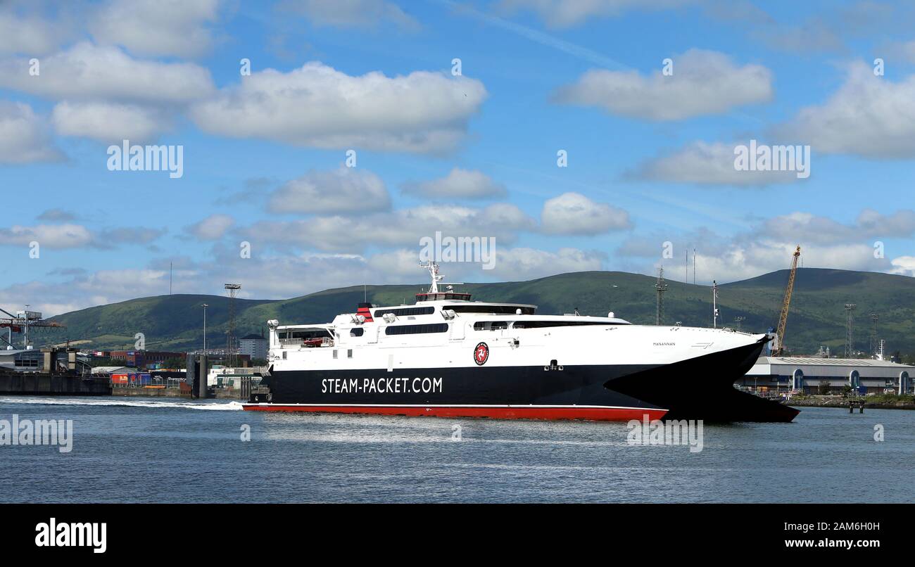 La Belfast à Liverpool ferry, 'Mananna' via l'île de Man quitte Port de Belfast, le mercredi 3 juillet 2019. Banque D'Images