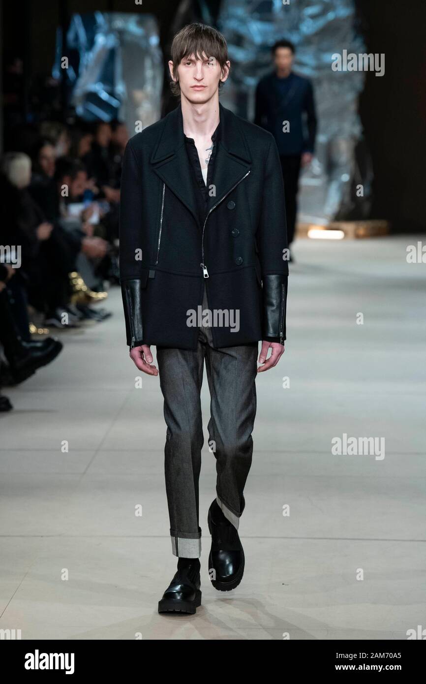 Milan, Italie. 11Th Jan, 2020. NEIL BARRETT Automne/Hiver 2020/2021 de piste à Milan Fashion Week d'hommes Janvier 2020 - Milan, Italie 11/01/2020 | Crédit dans le monde entier d'utilisation : dpa/Alamy Live News Banque D'Images
