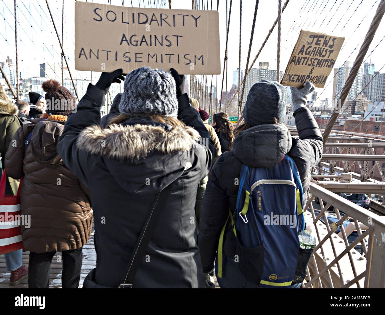 New York, USA. 5 janvier, 2020. Environ 15 000 manifestants sont descendus dans les rues de la haine sans aucune crainte mars en réponse à l'augmentation d'attac antisémites Banque D'Images