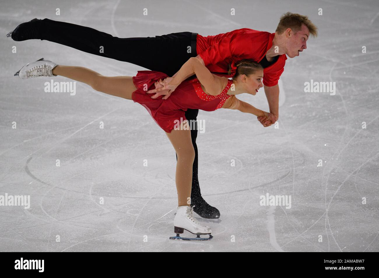 LAUSANNE, SUISSE. 12 janvier 2020. NESTEROVA Sofiia / DARENSKYI Artem (UKR) participer au patinage en couple - patinage gratuit lors des Jeux Olympiques de la Jeunesse de Lausanne 2020 à la patinoire de Lausanne le dimanche 12 janvier 2020. LAUSANNE, SUISSE. Crédit: Taka G Wu/Alay Live News Banque D'Images