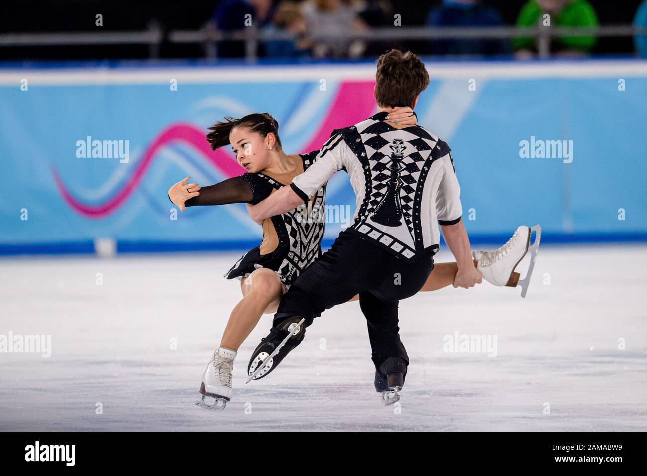 LAUSANNE, SUISSE. 12 janvier 2020. MUKHAMETZIANOVA Diana / MIRONOV Ilya (RUS) participer au patinage en couple - Patinage gratuit lors des Jeux Olympiques de la Jeunesse de Lausanne 2020 à la patinoire de Lausanne le dimanche 12 janvier 2020. LAUSANNE, SUISSE. Crédit: Taka G Wu/Alay Live News Banque D'Images