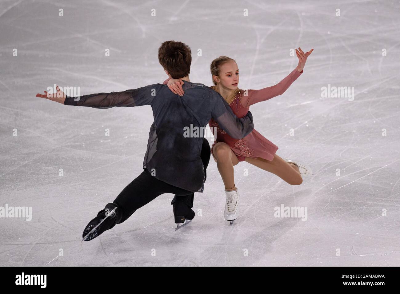 LAUSANNE, SUISSE. 12 janvier 2020. McIntosh Brooke / TOSTE Brandon (CAN) rivalise en patinage en couple - patinage gratuit lors des Jeux Olympiques de la Jeunesse de Lausanne 2020 à l'aréna de patinage de Lausanne le dimanche 12 janvier 2020. LAUSANNE, SUISSE. Crédit: Taka G Wu/Alay Live News Banque D'Images