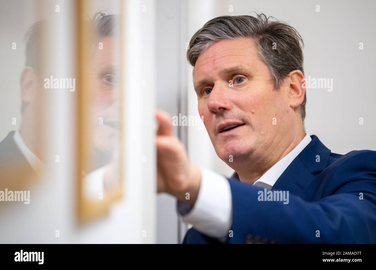 Keir Starmer député travailliste Sir sur visite au Centre communautaire Banque Primrose Oldham, 11 janvier 2020. Banque D'Images