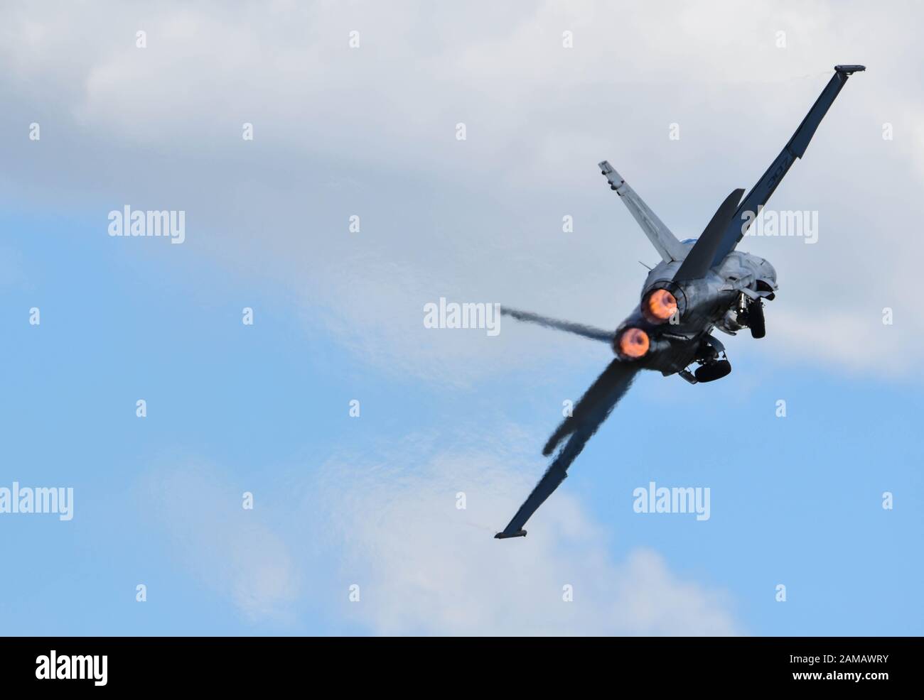 F/A-18 montrant sa discrétion Banque D'Images