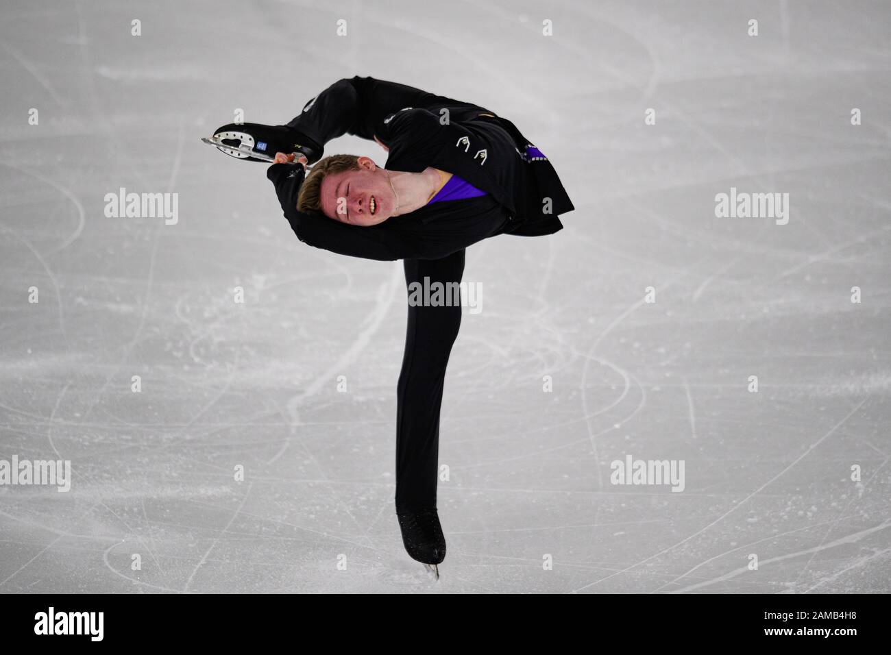 LAUSANNE, SUISSE. 12 janvier 2020. MOZALEV Andrei (RUS) est en compétition pour le patinage gratuit des hommes lors des Jeux Olympiques de la Jeunesse de Lausanne 2020 à l'aréna de patinage de Lausanne le dimanche 12 janvier 2020. LAUSANNE, SUISSE. Crédit: Taka G Wu/Alay Live News Banque D'Images