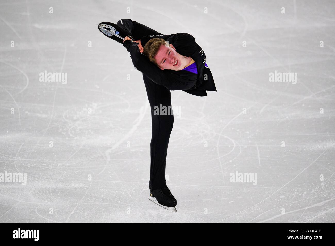 LAUSANNE, SUISSE. 12 janvier 2020. MOZALEV Andrei (RUS) est en compétition pour le patinage gratuit des hommes lors des Jeux Olympiques de la Jeunesse de Lausanne 2020 à l'aréna de patinage de Lausanne le dimanche 12 janvier 2020. LAUSANNE, SUISSE. Crédit: Taka G Wu/Alay Live News Banque D'Images