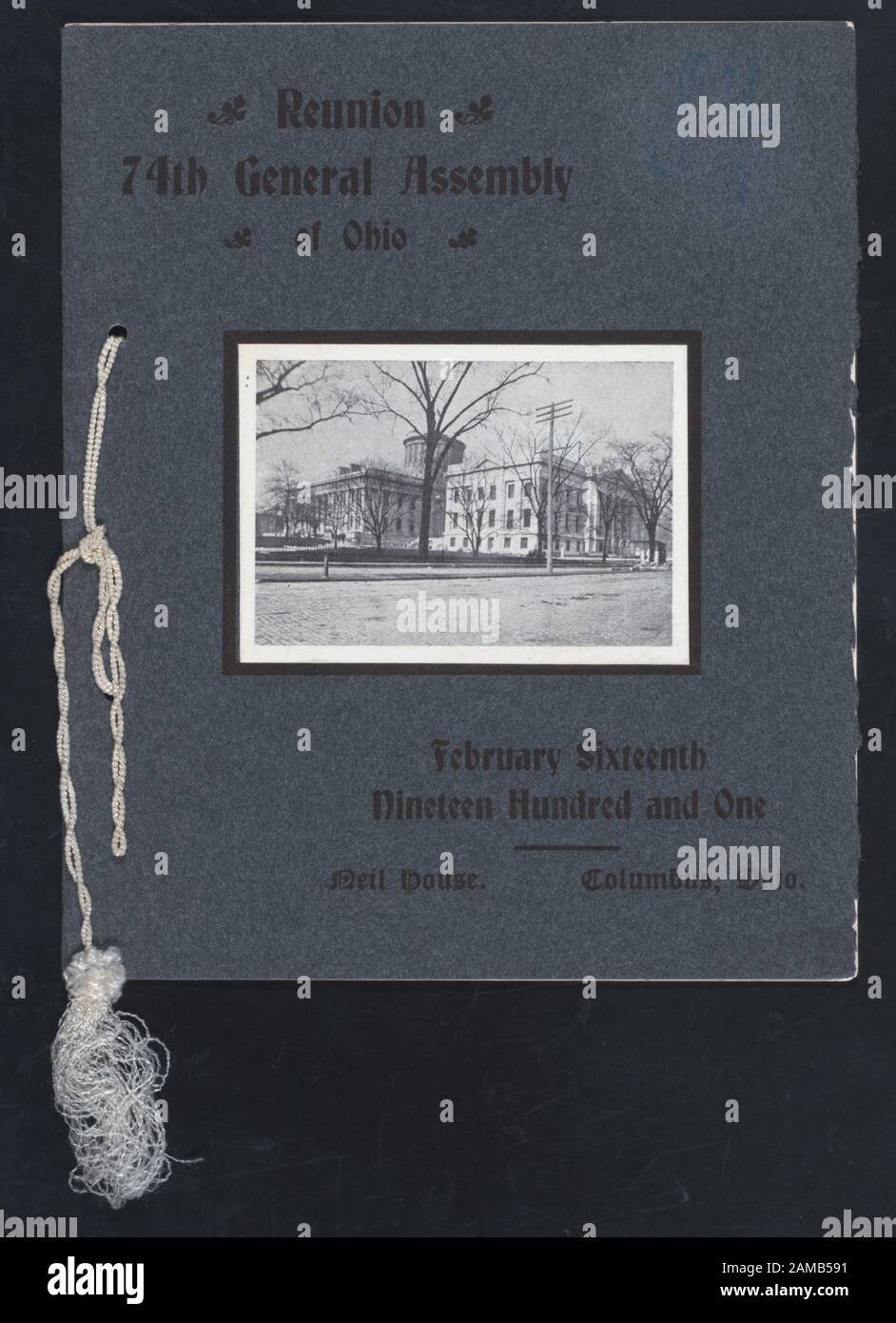 RÉUNION (TENUE PAR) 74ÈME ASSEMBLÉE GÉNÉRALE DE L'OHIO (AT) NEIL HOUSE, COLUMBUS, OH (REPOS;) VINS APPROPRIÉS; PHOTO DU BÂTIMENT DE L'ASSEMBLÉE GÉNÉRALE (?) SUR LA COUVERTURE; CHANSONS ET DISCOURS; RÉUNION [TENUE PAR] 74ÈME ASSEMBLÉE GÉNÉRALE DE L'OHIO [AT] NEIL HOUSE, COLUMBUS, OH (REPOS;) Banque D'Images