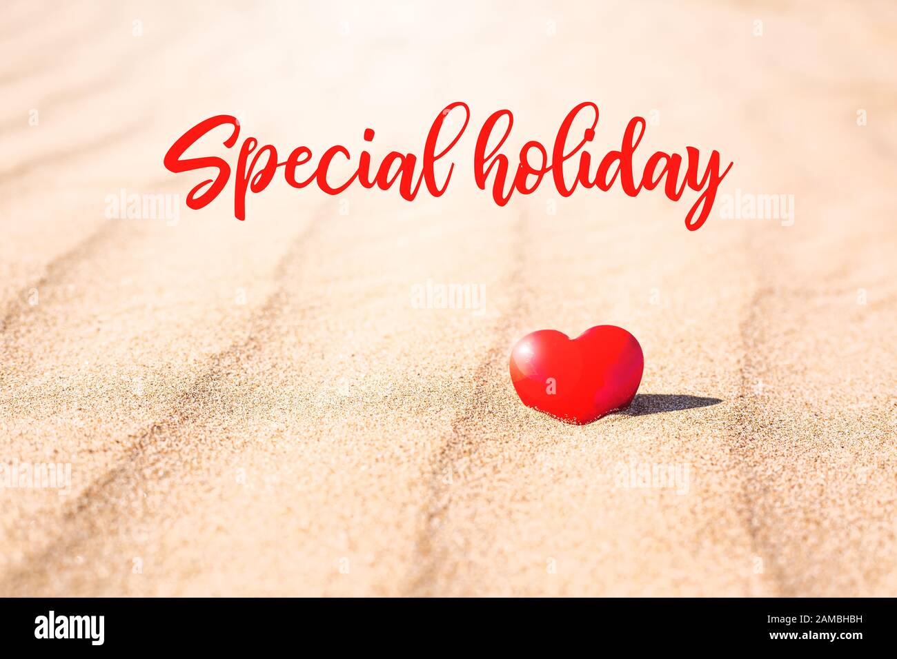 Concept De La Saint Valentin Symbole Romantique D Amour Du Cœur Rouge Sur La Plage De Sable Avec Message Texte Composition Inspirante Et Carte Postale De Citation Photo Stock Alamy
