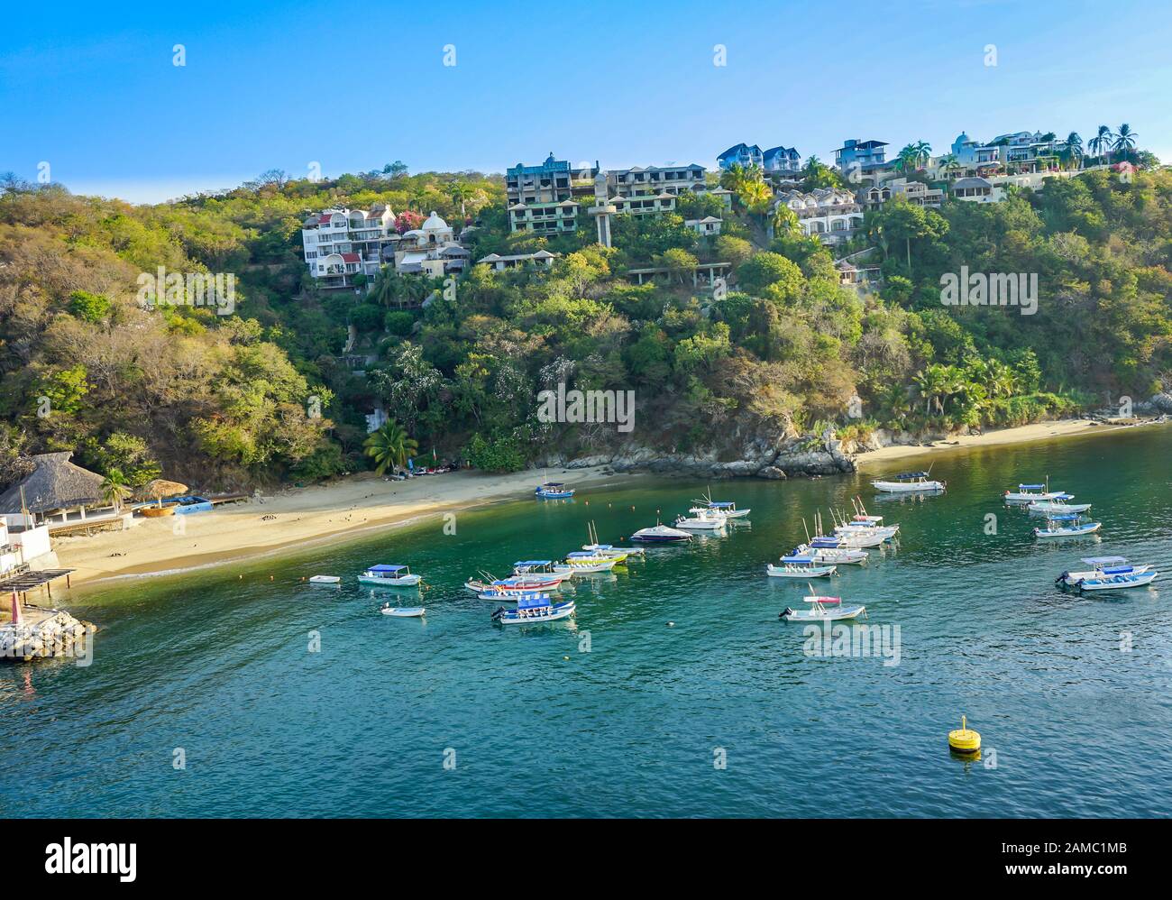 Quai de croisière et station balnéaire de Huatulco Bays de Huatulco, Mexique, Baie de l'Entrega, Bahias de Huatulco, Oaxaca, plage de Santa Cruz Banque D'Images