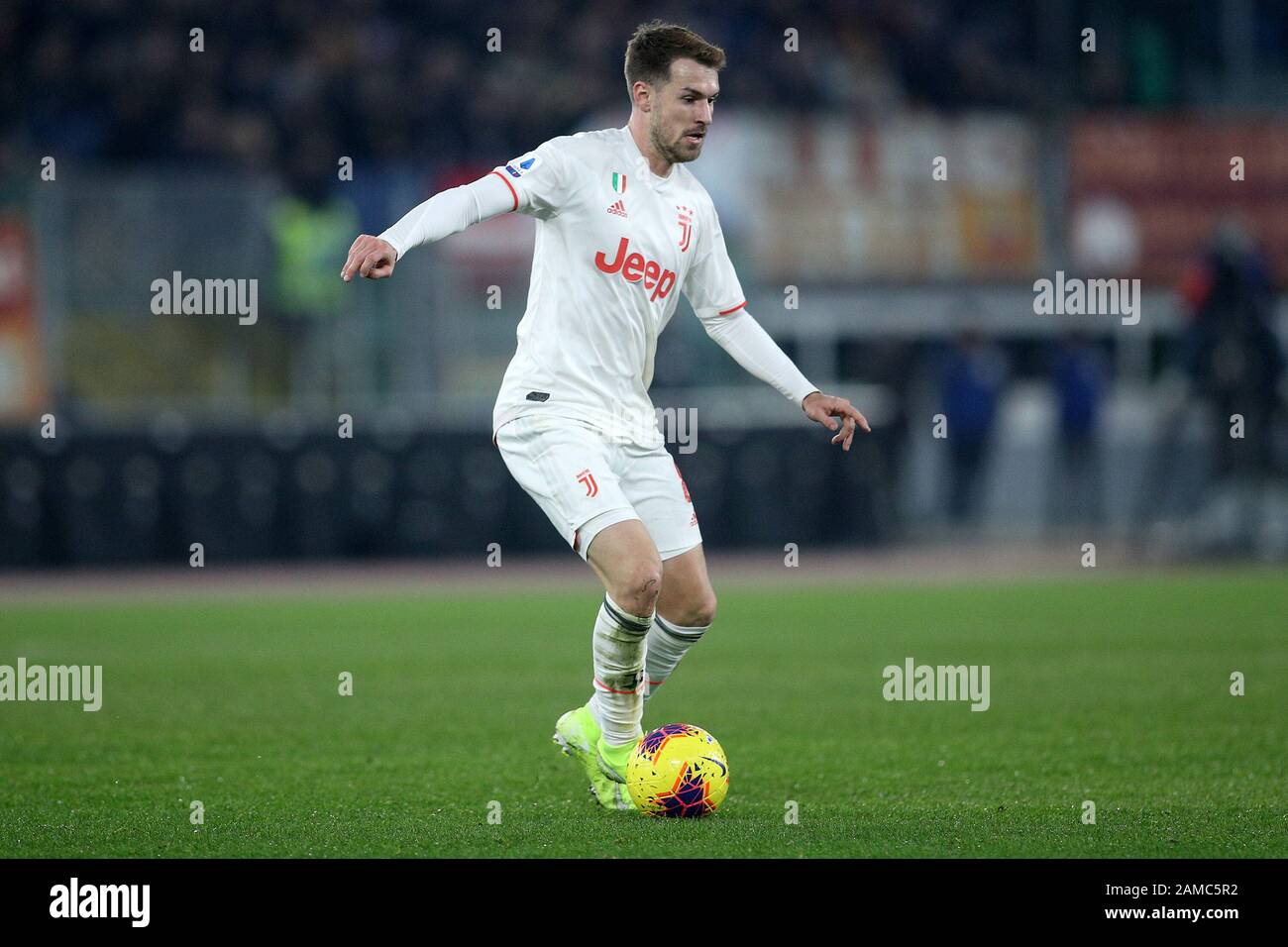 Rome, Italie. 12 janvier 2020. Aaron Ramsey de Juventus FC lors du match de la série A entre Roma et Juventus à Stadio Olimpico, Rome, Italie, le 12 janvier 2020. Photo De Luca Pagliaricci. Utilisation éditoriale uniquement, licence requise pour une utilisation commerciale. Aucune utilisation dans les Paris, les jeux ou une seule publication de club/ligue/joueur. Crédit: Uk Sports Pics Ltd/Alay Live News Banque D'Images
