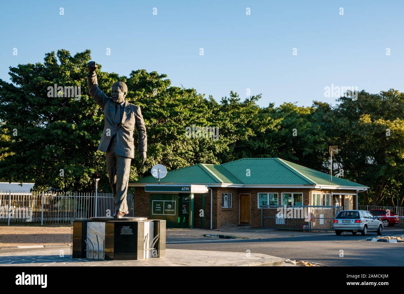 Statue de la liberté Nelson Mandela, installation correctionnel de Drakenstein anciennement prison de Victor Verster, Franschhoek, Afrique du Sud Banque D'Images