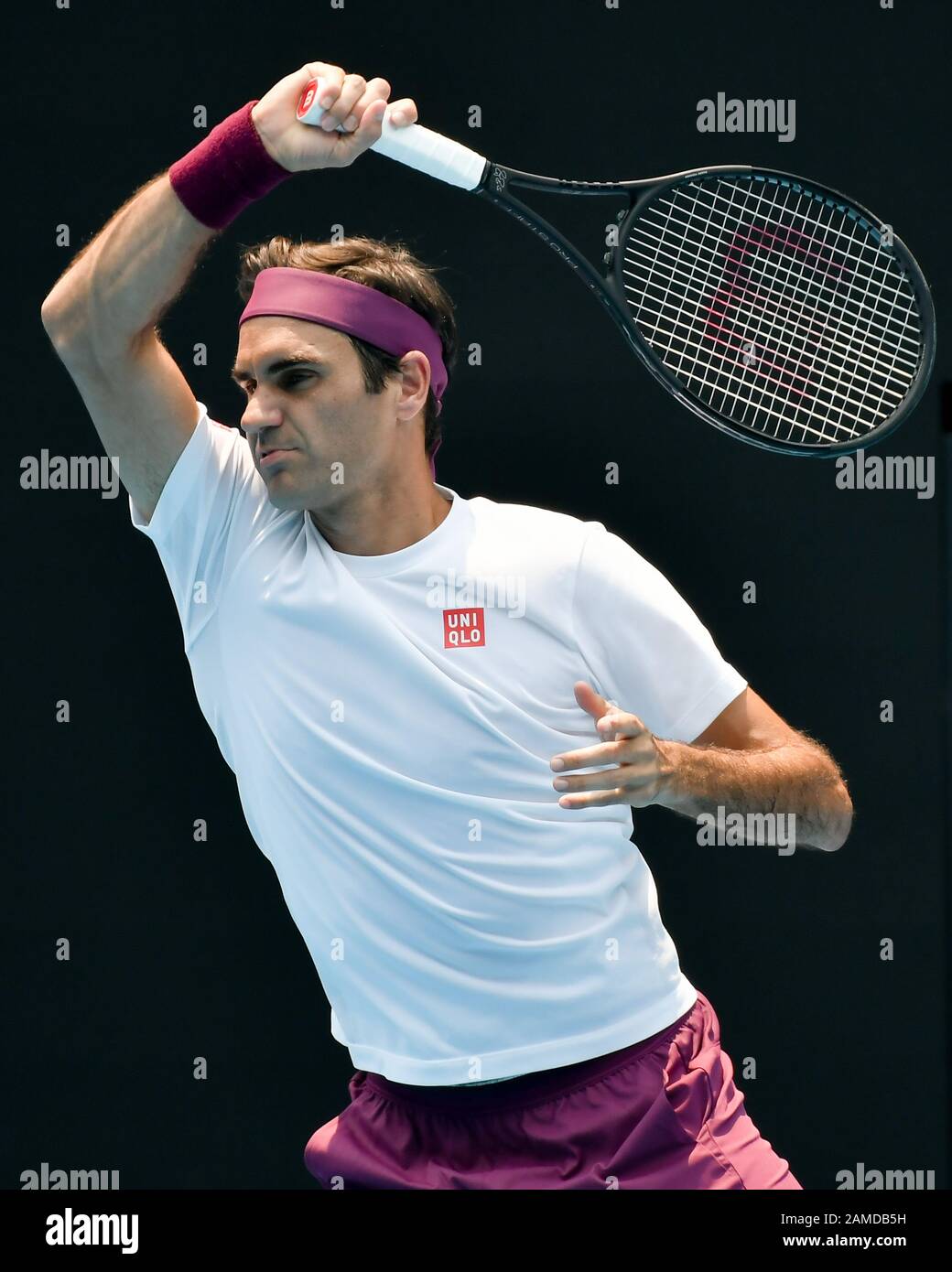 Melbourne, Australie. 13 janvier 2020. Roger Federer pratique sur Rod laver Arena avant le début du tournoi de tennis australien Open Grand Chelem de 2020 à Melbourne, en Australie. Sydney Low/Cal Sport Media/Alay Live News Banque D'Images