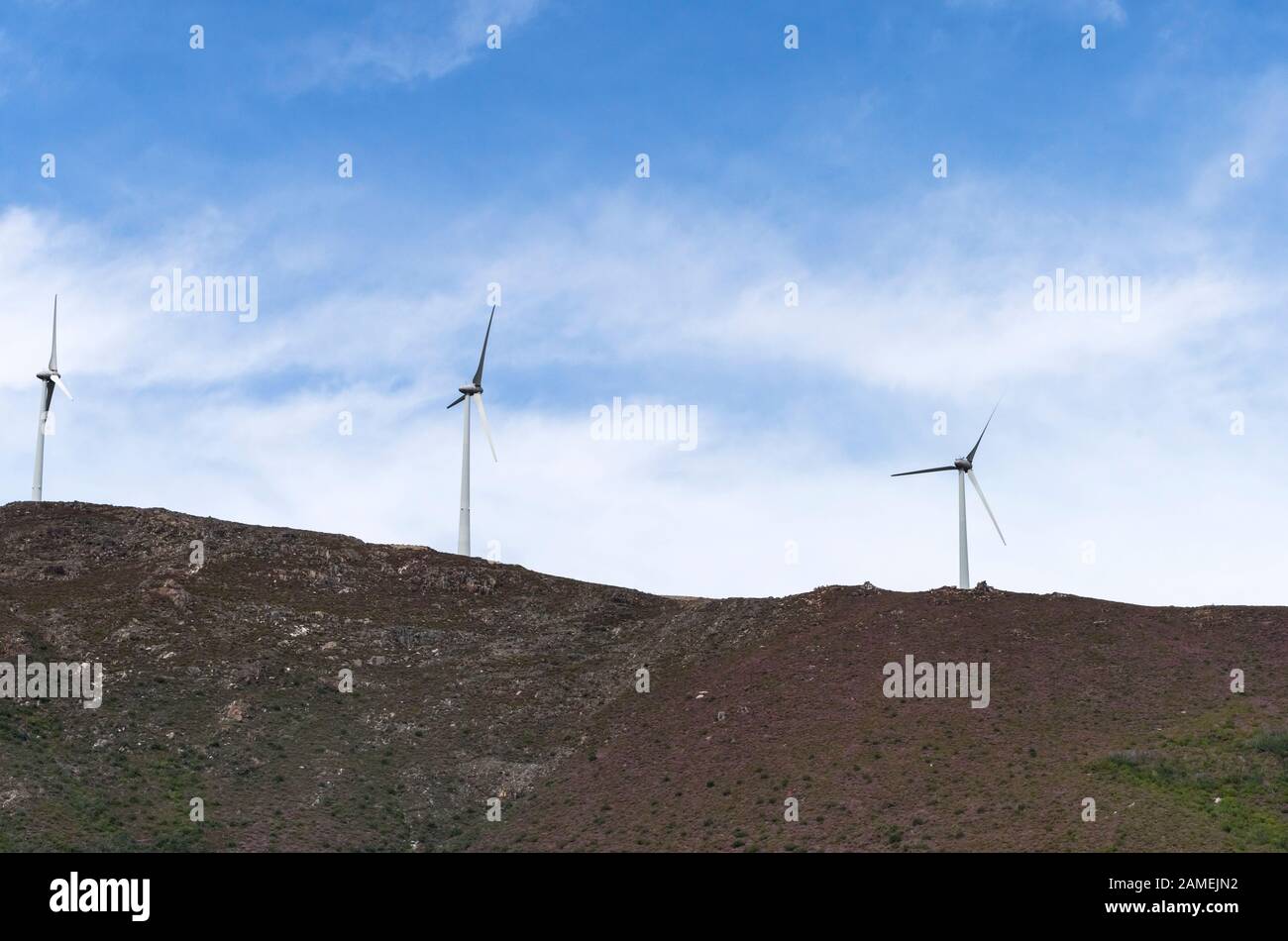 Éoliennes dans la campagne portugaise Banque D'Images