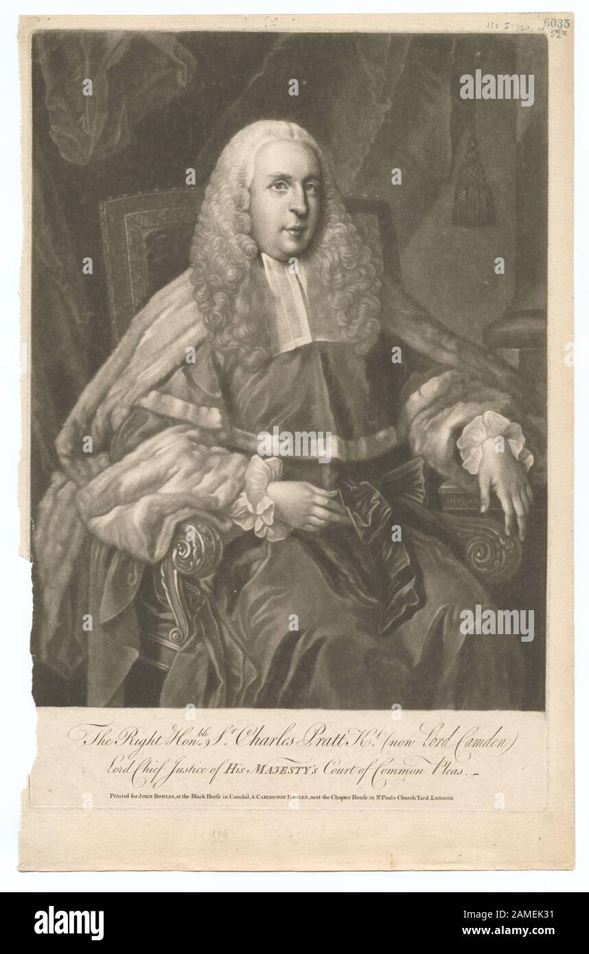 Le Très honorable Charles Pratt Kt (maintenant Lord Camden), Lord Chief Justice de La Cour de Appel commune De sa Majesté numéros de volume donnés ici se réfèrent aux numéros de volume originaux de la publication, et non à ceux de la publication de Lossing. Parmi les graveurs figurent Francesco Bartolozzi, Peter S. Duval, Fenner, Sears & Co., H.B. Hall, Peter Maverick Et James Smillie. Titre de la page de titre du volume supplémentaire illustré. E6035 ; Le Bon Niveau De Service. Charles Pratt Kt. (Maintenant Lord Camden), juge en chef de la Cour des Moyens communs De Sa Majesté. Banque D'Images