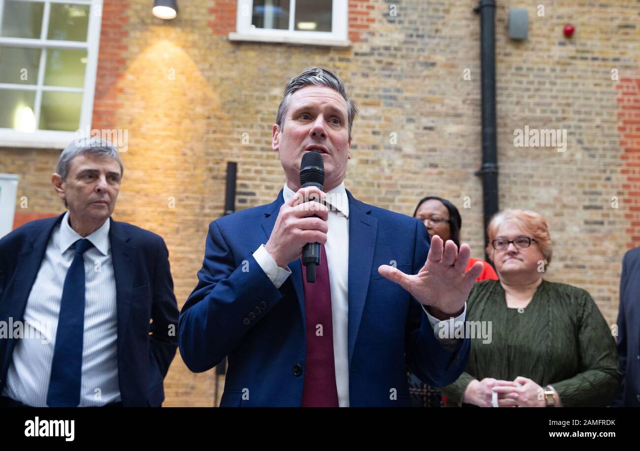 Sir Keir Starmer, l'un des cinq candidats à la direction du travail, prononce un discours au siège de l'Unison. L'unisson le soutient pour le chef du travail. Banque D'Images