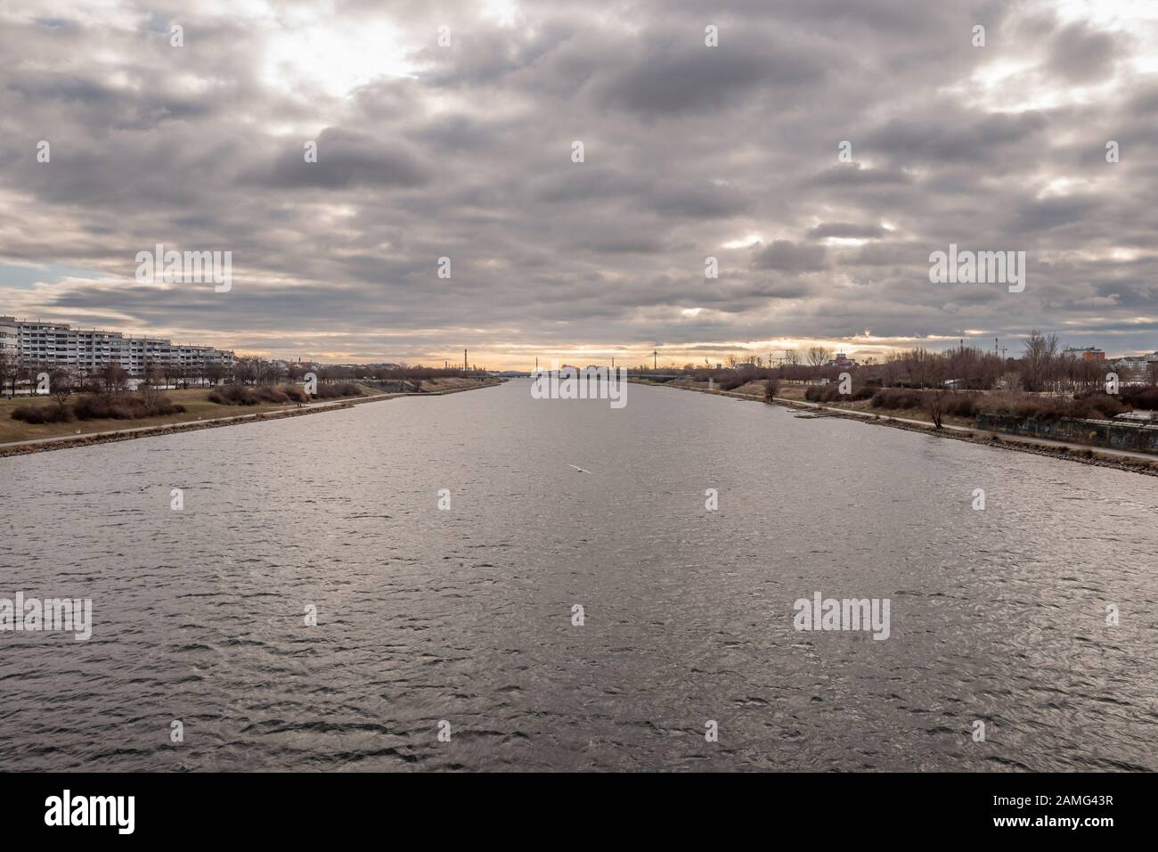 Le Danube, ou Donau, à Vienne, Autriche Banque D'Images