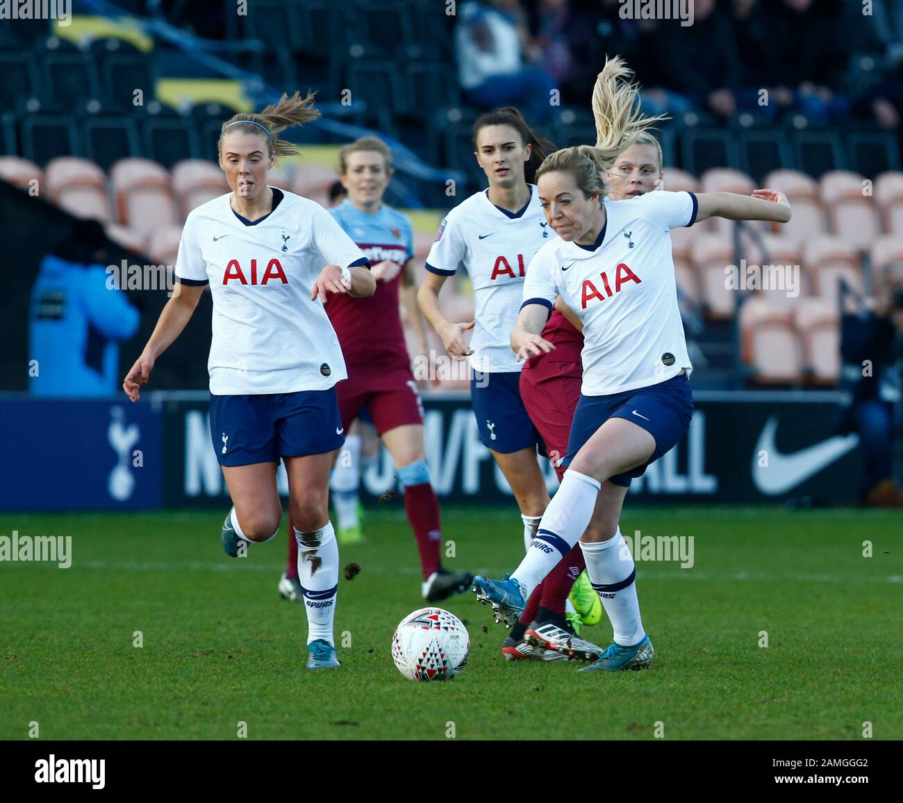 Londres, ANGLETERRE - 12 janvier:.Gemma Davison de Tottenham Hotspur Ladiesduring Barclays FA Women's Super League entre Tottenham Hotspur et West Ham United au stade Hive, Londres, Royaume-Uni, le 12 janvier 2020. (Photo de AFS/Espa-Images) Banque D'Images