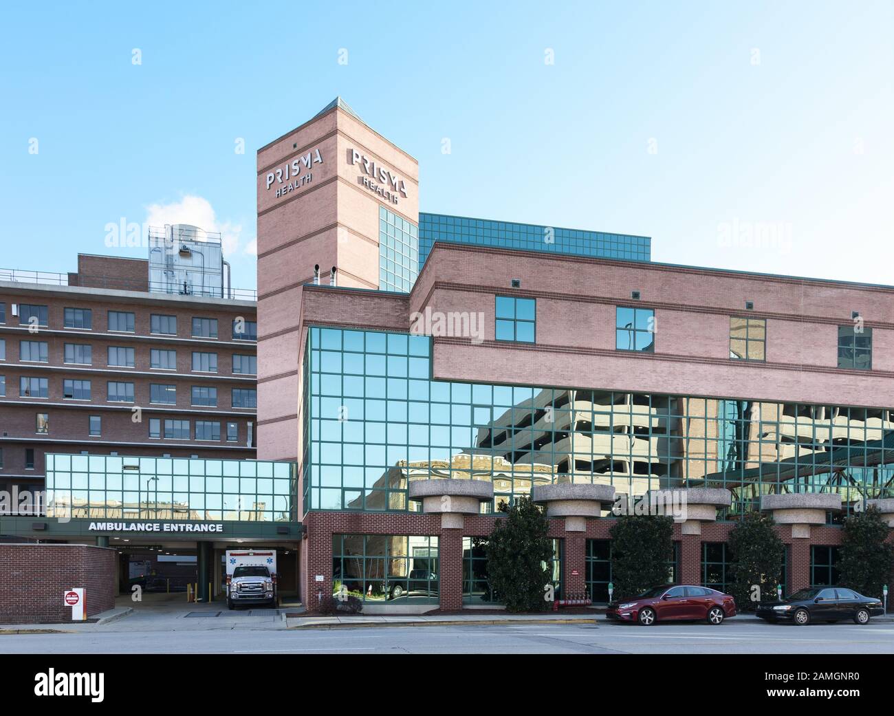 Columbia, SC, États-Unis-8 JANVIER 2010 : Prisma Health Baptist Hospital fon Marion St. au centre-ville de Columbia. Banque D'Images