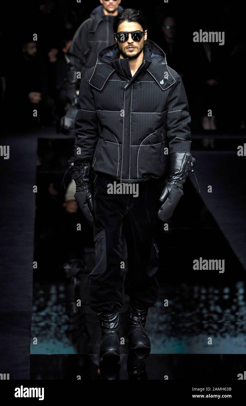 Milan, Italie. 13 janvier 2020. Milan, Italie. 13 janvier 2020. Milan Fashion Week, Homme Automne Hiver 2020/2021. Milan – Mode Pour Homme Automne Hiver 2020/21. Crédit: Independent Photo Agency Srl/Alay Live News Crédit: Independent Photo Agency Srl/Alay Live News Banque D'Images