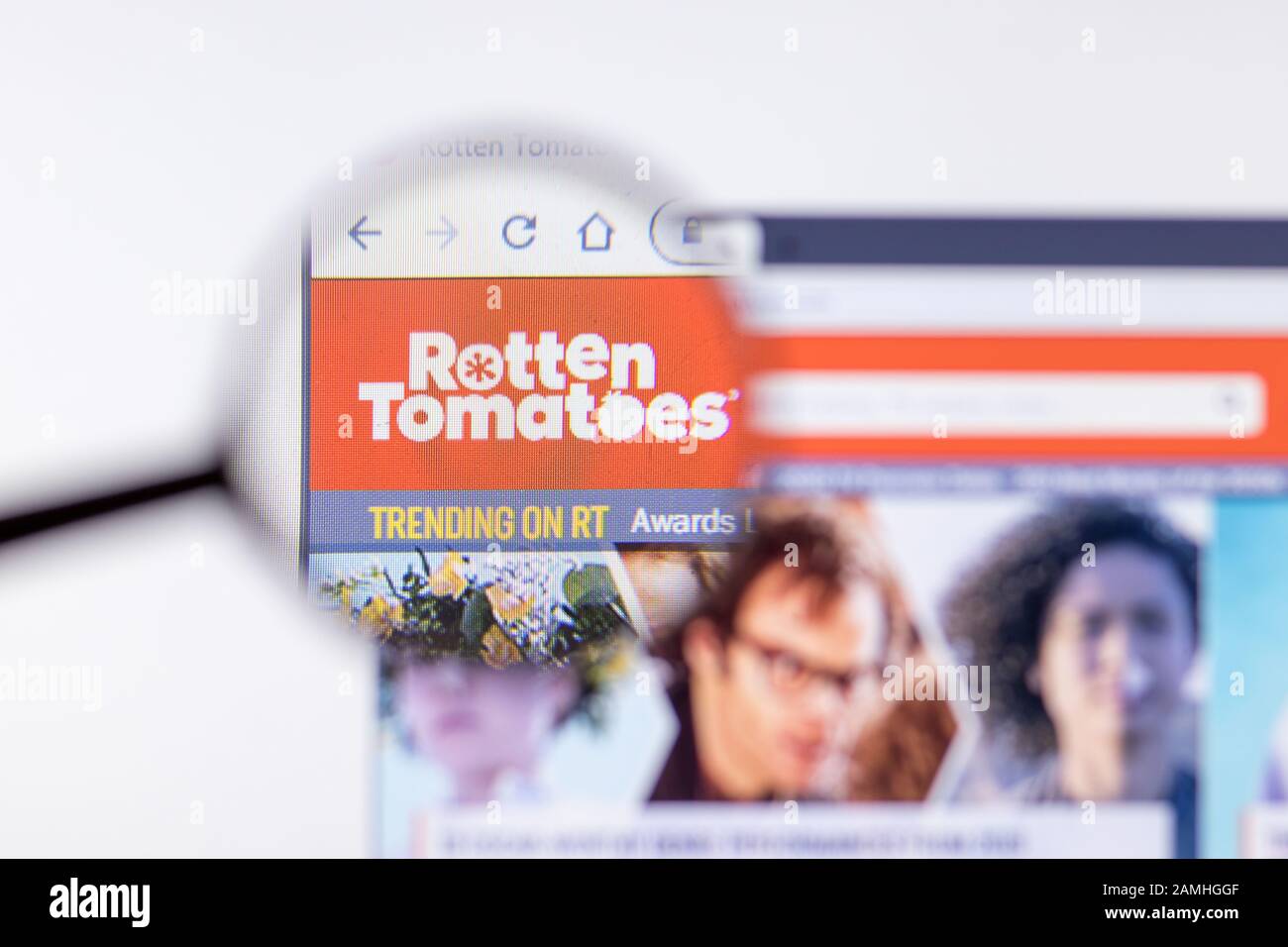 Saint-Pétersbourg, Russie - 10 janvier 2020: Rotten Tomates page du site sur l'affichage d'un ordinateur portable avec logo, éditorial illustratif Banque D'Images