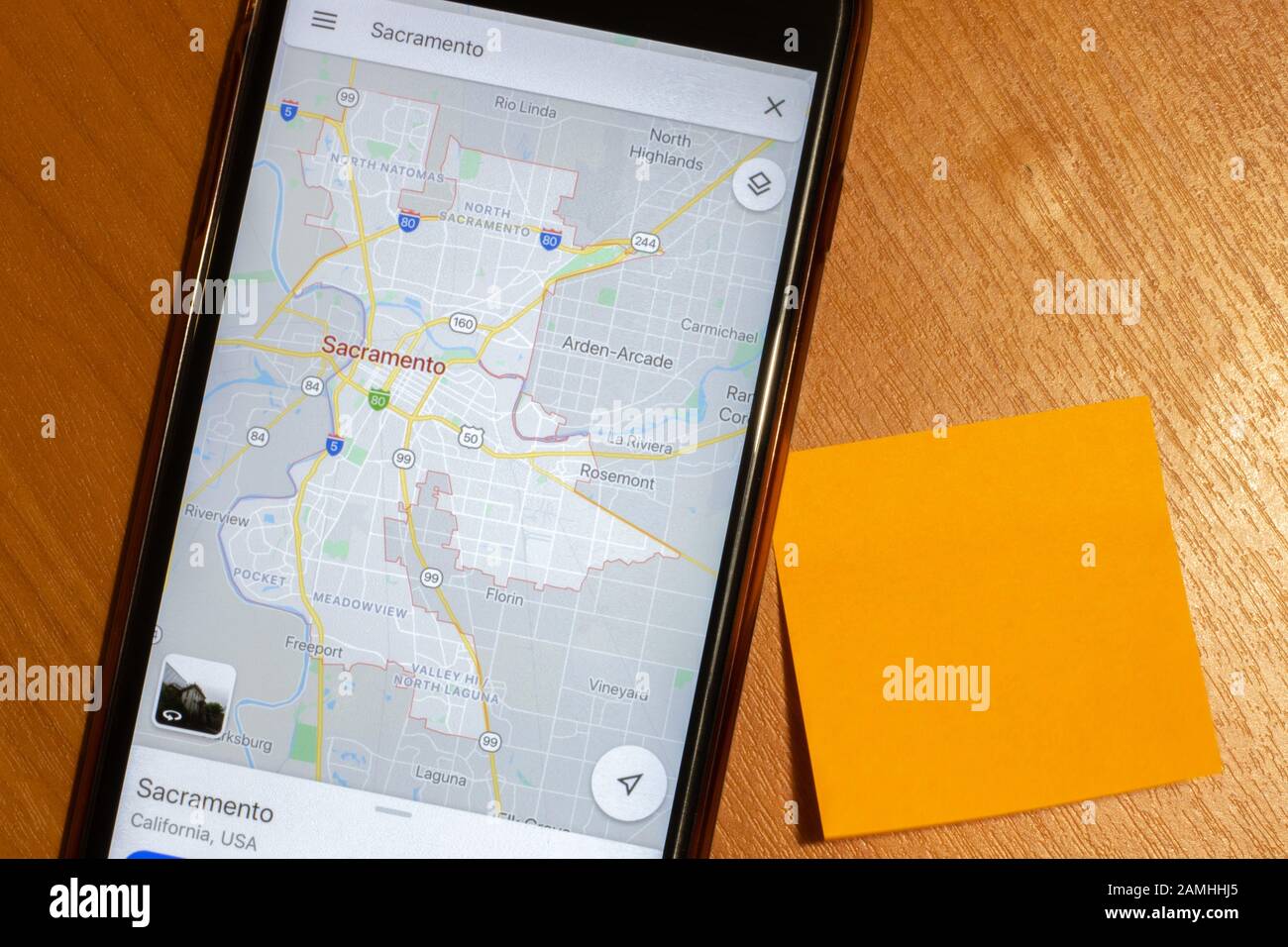 Carte de Sacramento ville sur l'écran du téléphone vue rapprochée haut avec espace de copie Banque D'Images