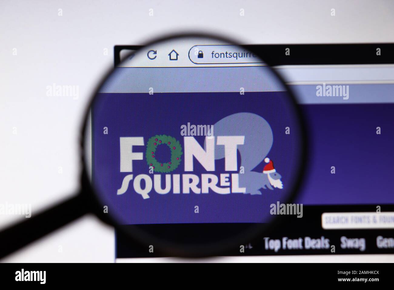 Los Angeles, Californie, États-Unis - 19 décembre 2019: Font Squirrel site web page. Logo Fontsquirrel.com sur l'écran de gros plan, éditorial illustratif Banque D'Images