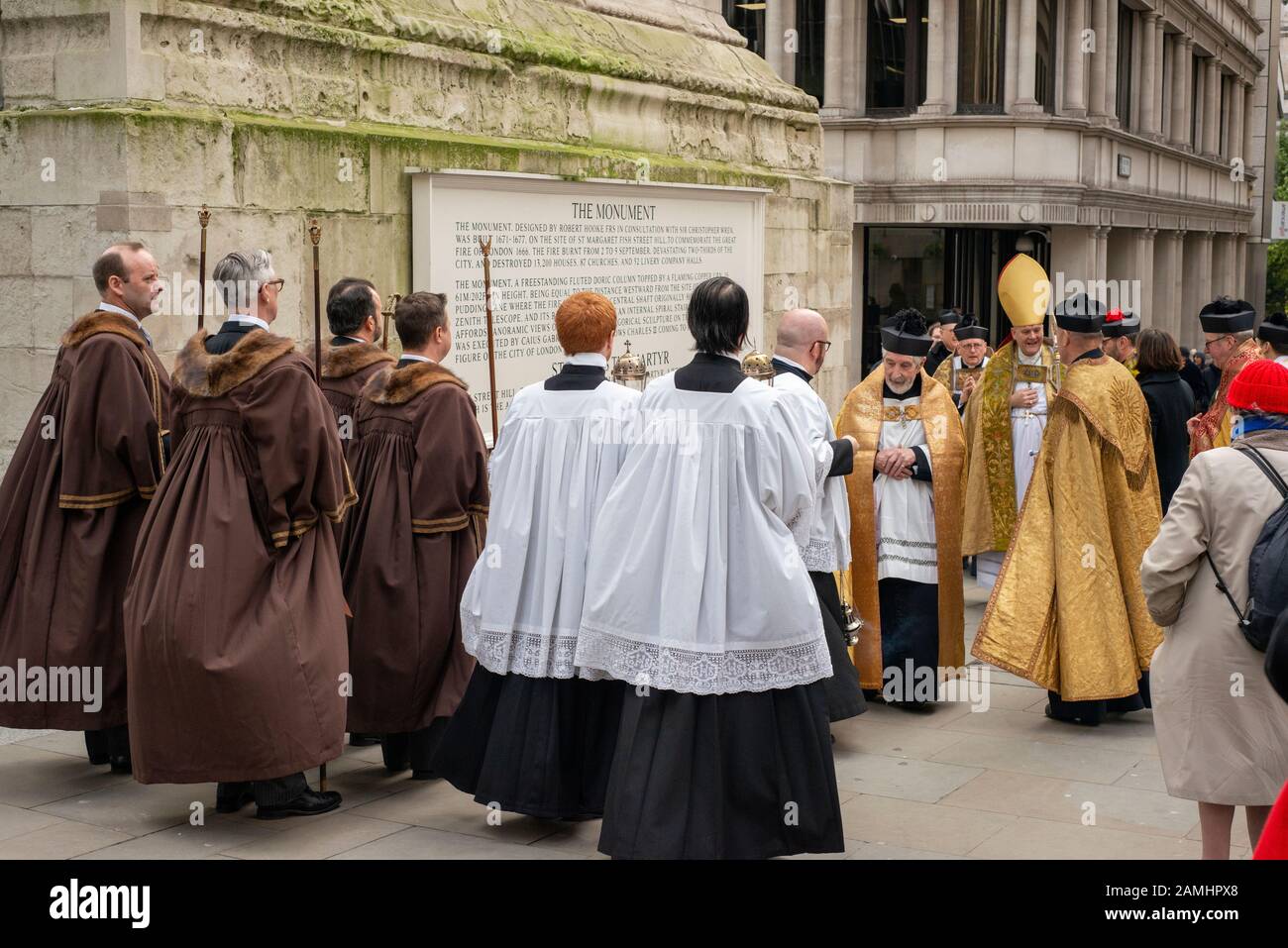 Cérémonie de remise des hommages et de service religieux pour les victimes de l'attaque du pont de Londres en 2019 au Monument, Londres, Royaume-Uni, en janvier 2020 Banque D'Images