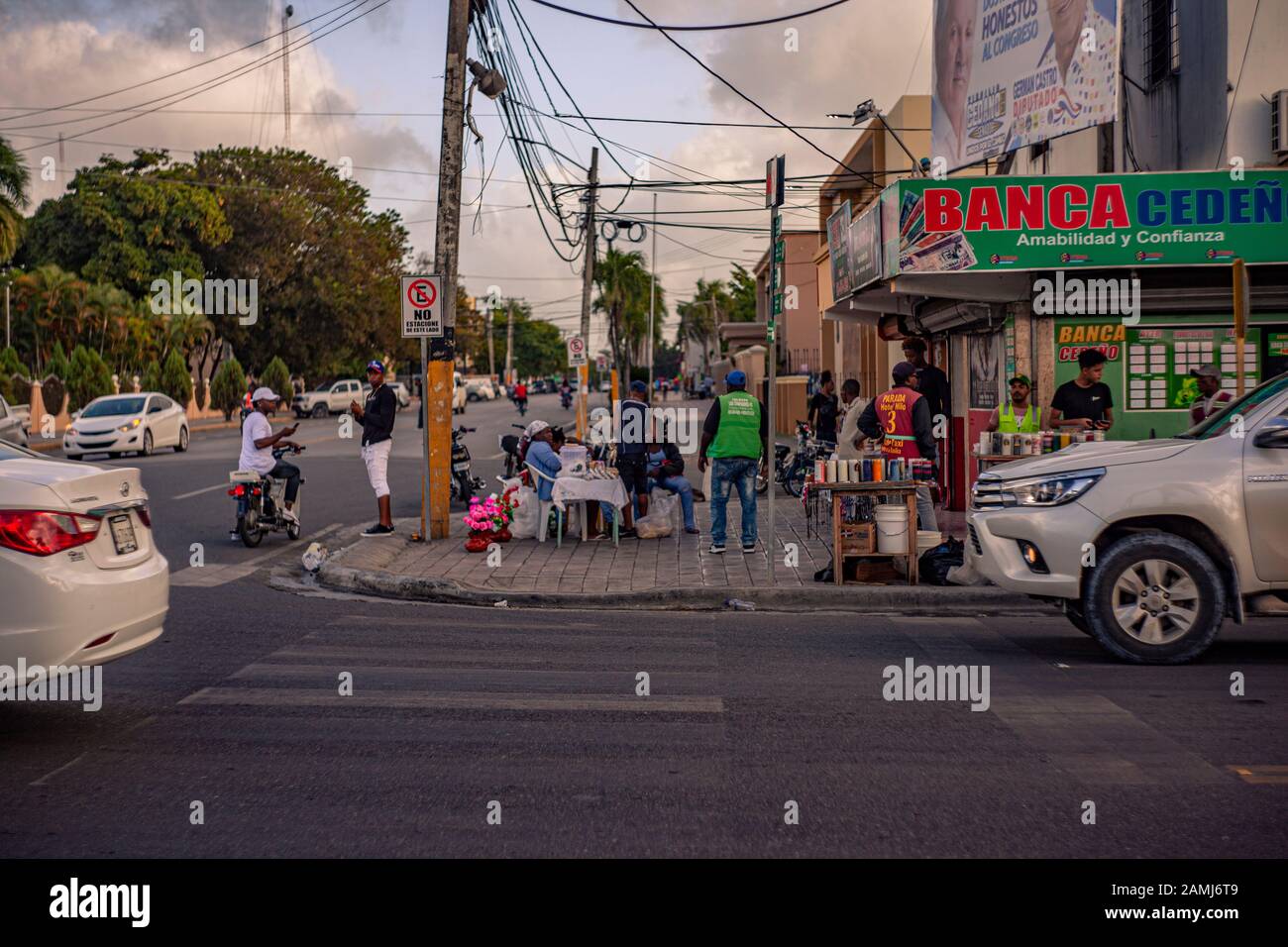 Scène de vie quotidienne dans les rues de Higuey en République dominicaine 16 Banque D'Images