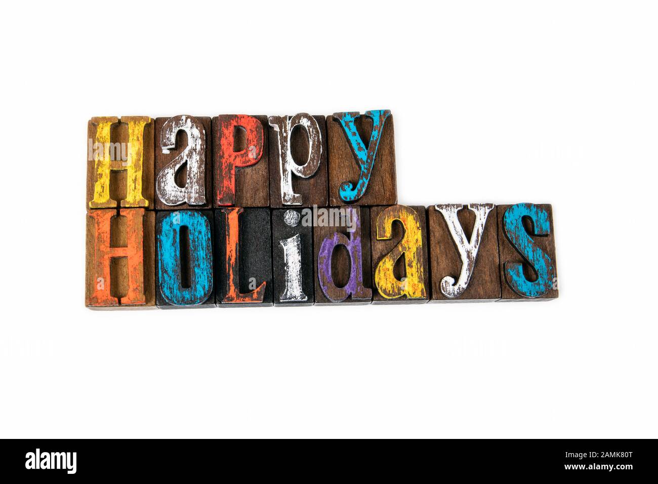 Bonnes Vacances. Fin de semaine, vendredi et jours fériés, contexte abstrait. Lettres en bois colorées sur fond blanc Banque D'Images