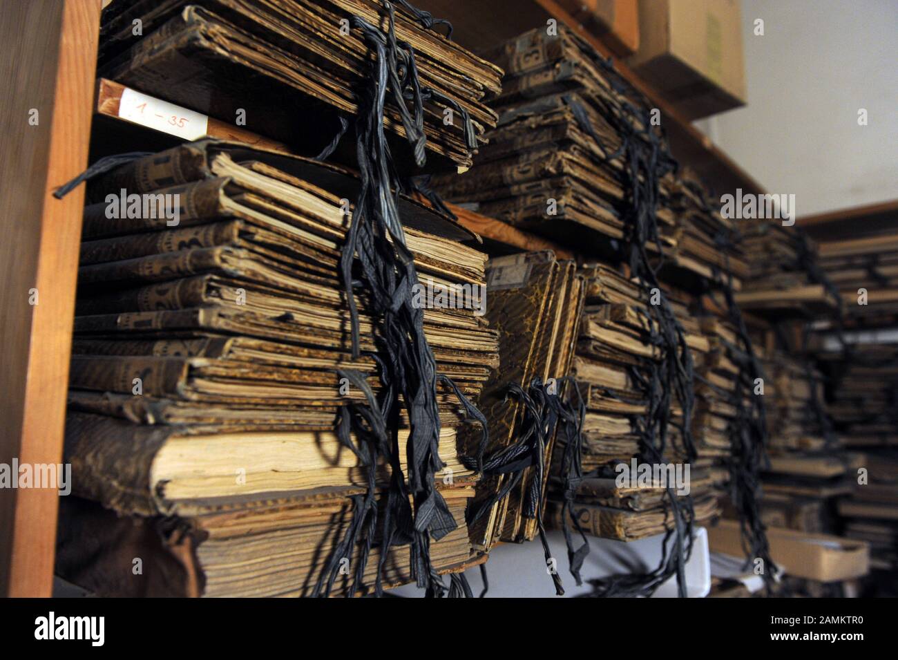 Enregistrements musicaux dans l'archive musicale historique de la Theatinerkirche à Munich. [traduction automatique] Banque D'Images