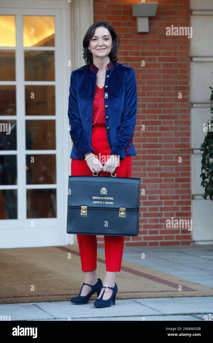 Reyes Maroto arriver à une réunion du Conseil des ministres à MoncloaPalace, à Madrid, le mardi 14 janvier 2020. Presse Cordon Banque D'Images