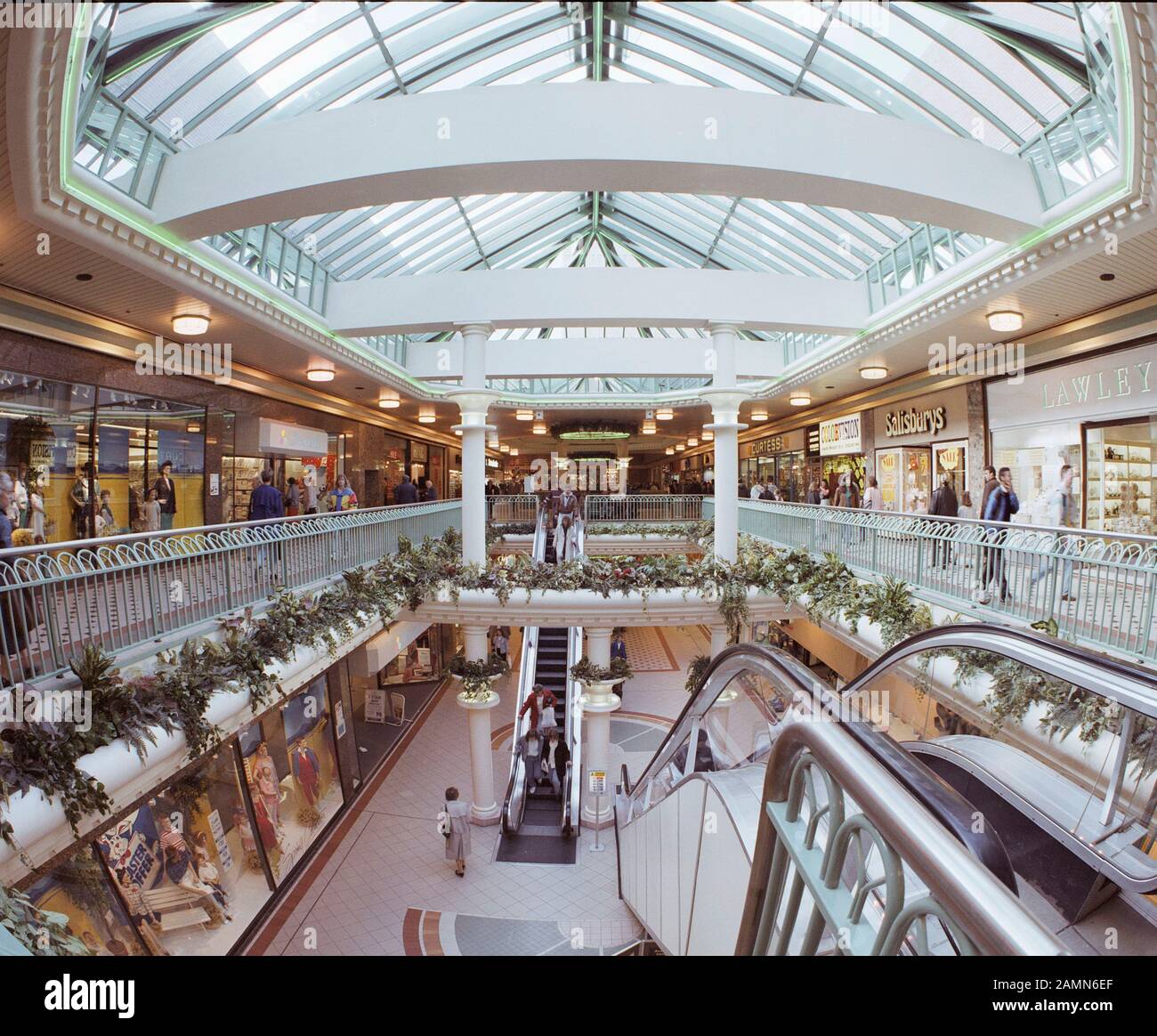 P & O Arndale shopping Center à Manchester, en 1990, au nord-ouest de l'Angleterre, au Royaume-Uni, avant les dégâts causés par la bombe de l'IRA Banque D'Images