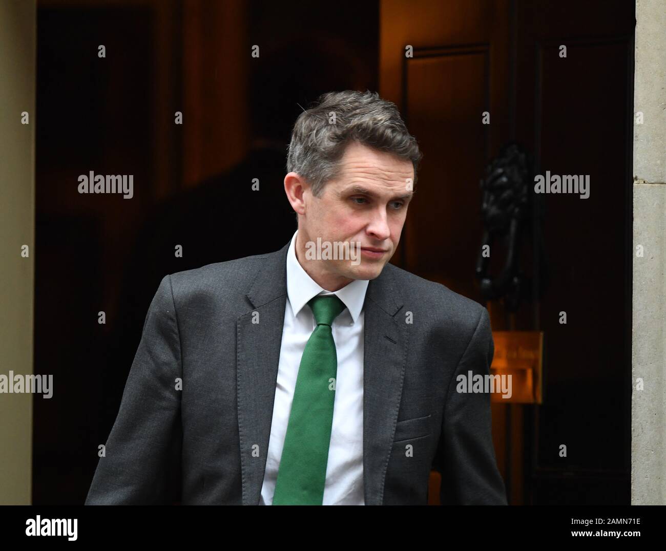 Downing Street, Londres, Royaume-Uni. 14 janvier 2020. Gavin Williamson, secrétaire d'État à l'éducation, quitte 10 Downing Street après une réunion hebdomadaire du cabinet. Crédit : Malcolm Park/Alay Live News. Banque D'Images