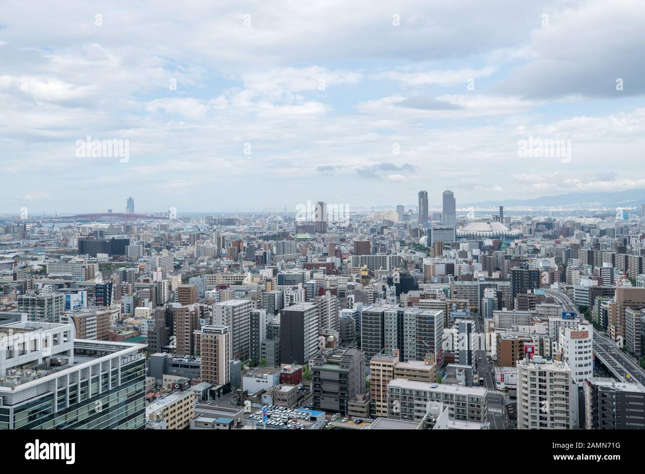 Villes de la ligne d'horizon à Osaka, Japon Banque D'Images