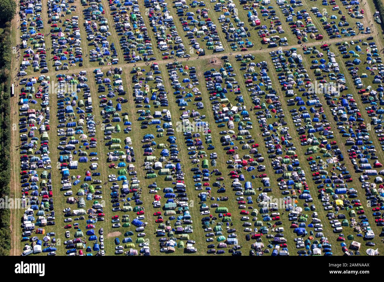 De CROPREDY FESTIVAL ANNUEL DE MUSIQUE AU VILLAGE DE CROPREDY. Juste formé il y a plus de 30 ans par le folk-rock band Fairport Convention. Photographié en 2010 Banque D'Images