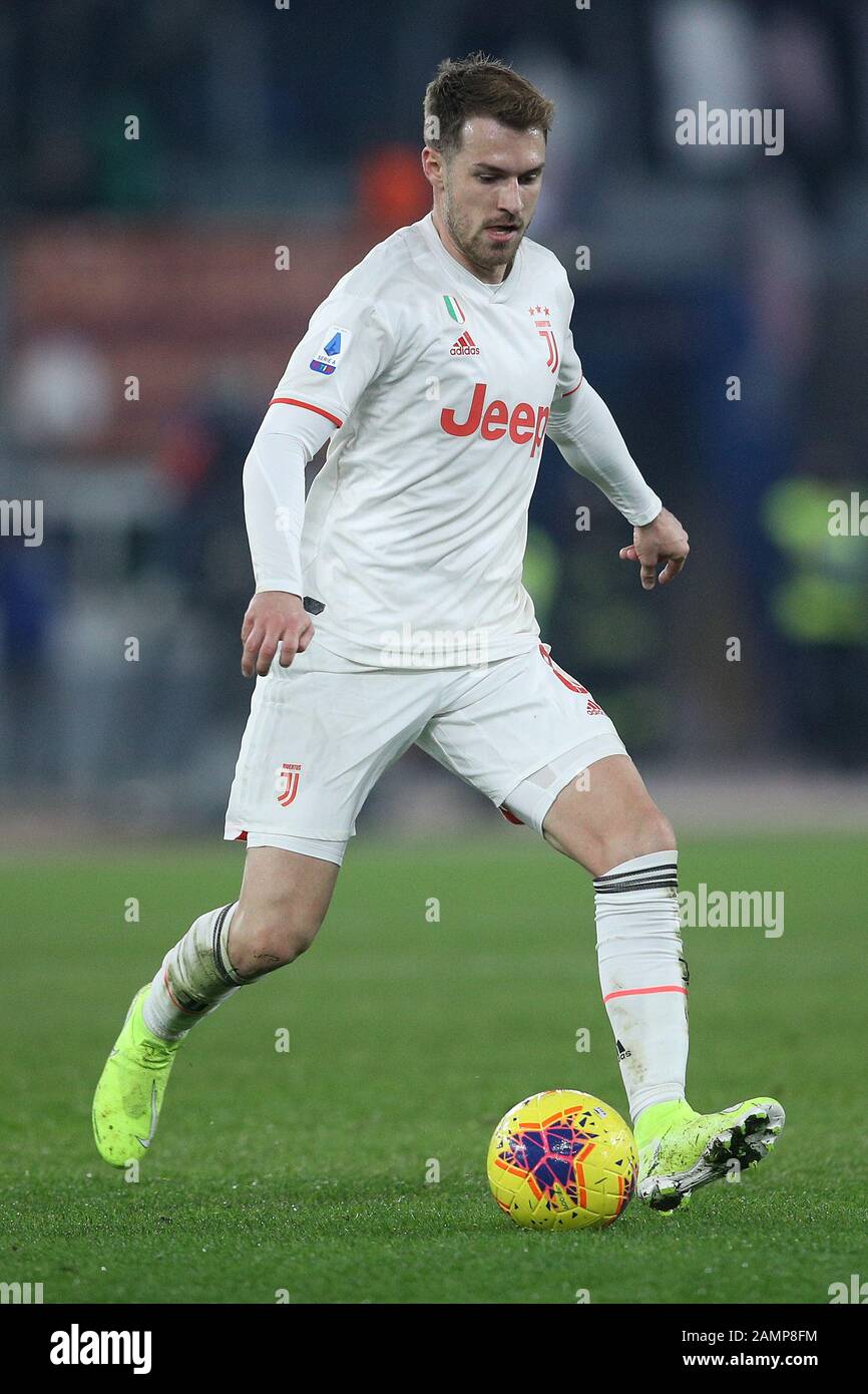Rome, Italie. 12 janvier 2020. Aaron Ramsey de Juventus FC lors du match de la série A entre Roma et Juventus à Stadio Olimpico, Rome, Italie, le 12 janvier 2020. Photo De Luca Pagliaricci. Utilisation éditoriale uniquement, licence requise pour une utilisation commerciale. Aucune utilisation dans les Paris, les jeux ou une seule publication de club/ligue/joueur. Crédit: Uk Sports Pics Ltd/Alay Live News Banque D'Images