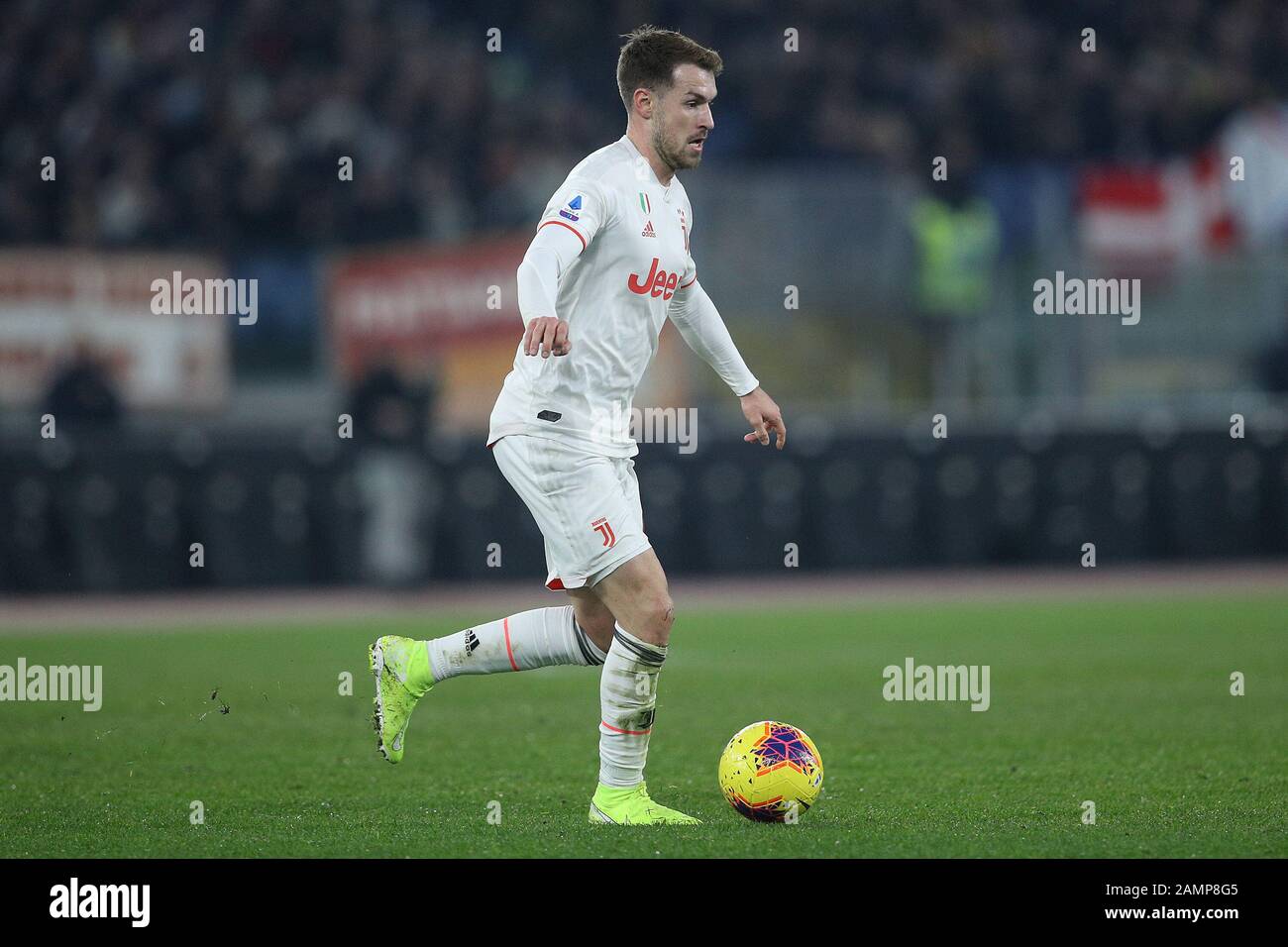Rome, Italie. 12 janvier 2020. Aaron Ramsey de Juventus FC lors du match de la série A entre Roma et Juventus à Stadio Olimpico, Rome, Italie, le 12 janvier 2020. Photo De Luca Pagliaricci. Utilisation éditoriale uniquement, licence requise pour une utilisation commerciale. Aucune utilisation dans les Paris, les jeux ou une seule publication de club/ligue/joueur. Crédit: Uk Sports Pics Ltd/Alay Live News Banque D'Images