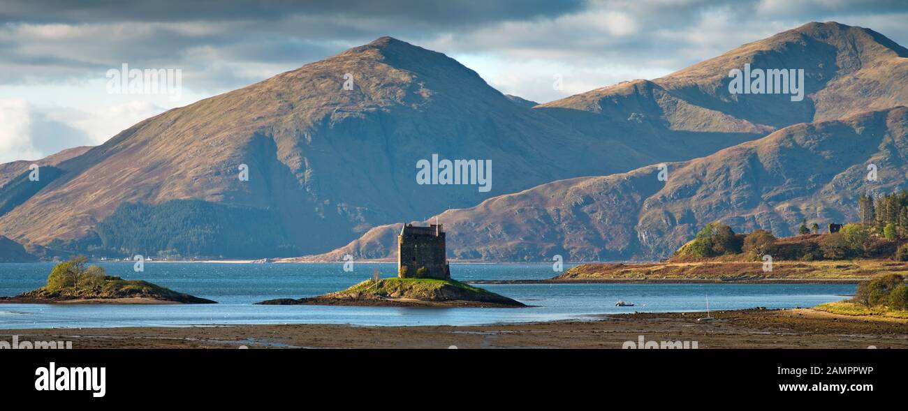 Château Stalker de la route Port Appin (2) Banque D'Images