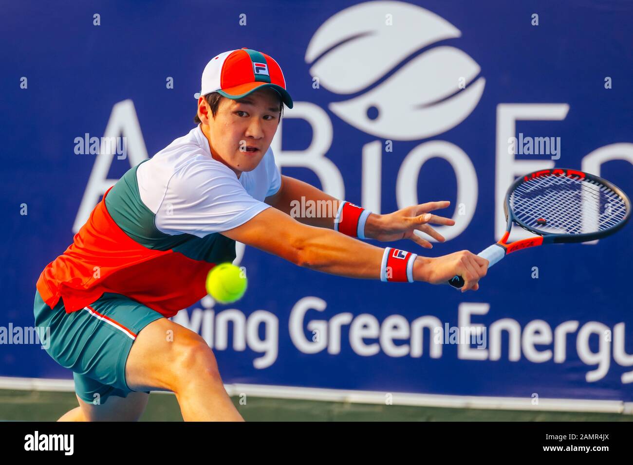 14 janvier 2020: Melbourne, Australie: .Soonwoo Kwon (KOR) frappe une main de dos à Milos Raonic (CAN) à l'AgBioEn Kooyong Classic le premier jour à Melbourne Australie crédit: Chris Putnam/ZUMA Wire/Alay Live News Banque D'Images