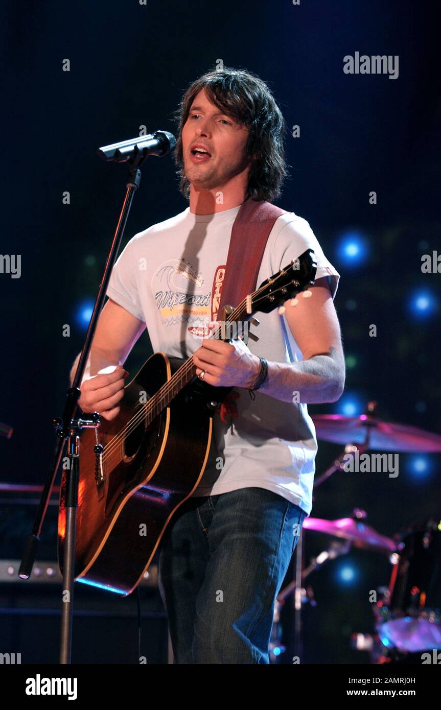 Milan Italie 16/01/2003, James Blunt concert en direct dans les studios Rai Banque D'Images