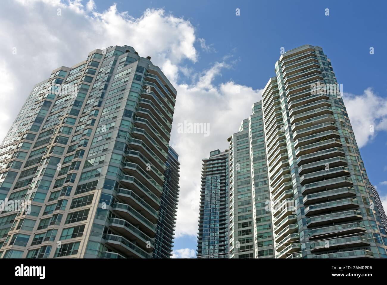 Immeubles en copropriété à Toronto, Canada Banque D'Images