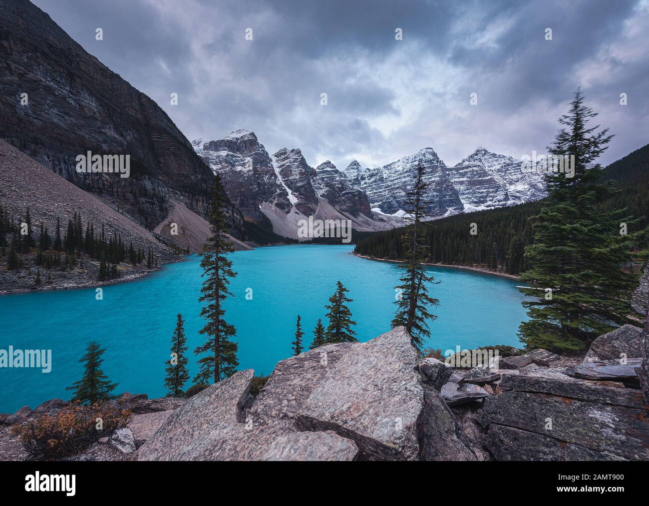 Le lac Moraine, La vallée des Dix-Pics, Banff National Park, Alberta, Canada Banque D'Images